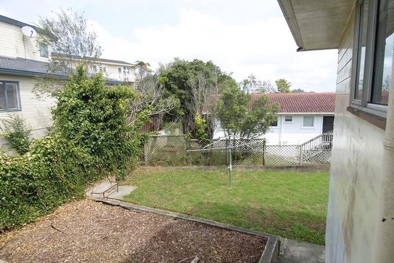 Photo of property in 372 East Coast Road, Sunnynook, Auckland, 0630