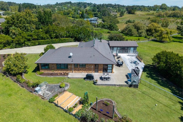 Photo of property in 20 Kennedy Road, Dairy Flat, Albany, 0792