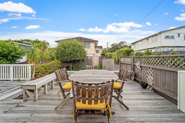 Photo of property in 16a Zealandia Road, Manly, Whangaparaoa, 0930