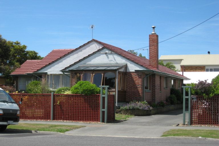 Photo of property in 399 Estuary Road, South New Brighton, Christchurch, 8062