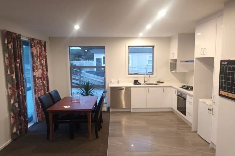 Photo of property in 3 Charleston Avenue, Boulcott, Lower Hutt, 5011