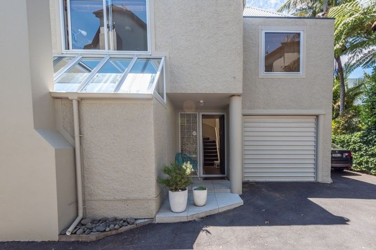 Photo of property in 6a Sarsfield Street, Herne Bay, Auckland, 1011
