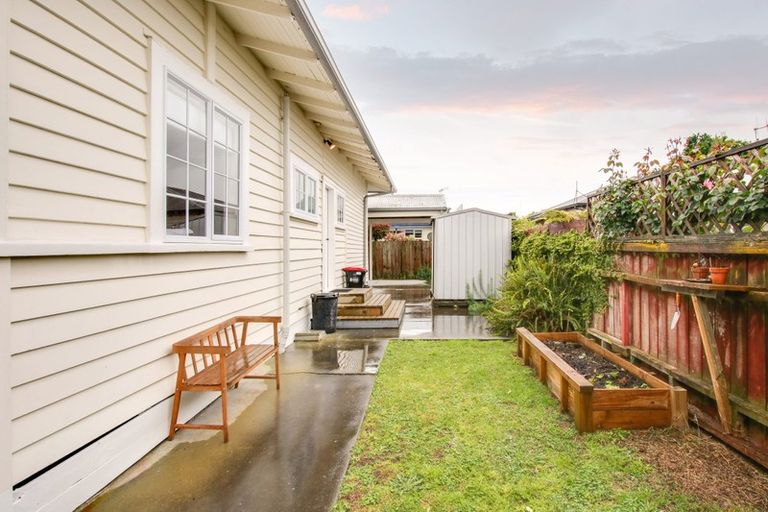Photo of property in 14 Mcvay Street, Napier South, Napier, 4110