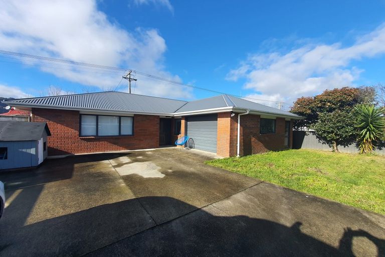 Photo of property in 364a Cambridge Terrace, Naenae, Lower Hutt, 5011