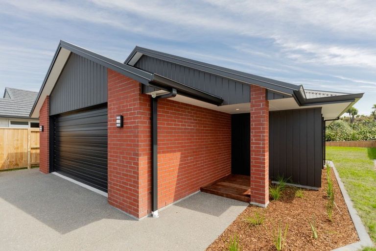 Photo of property in 93 Hills View Drive, Papamoa, 3118