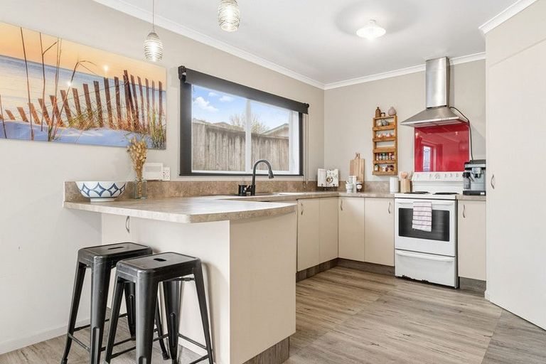 Photo of property in 28b Dingadee Street, Welcome Bay, Tauranga, 3112