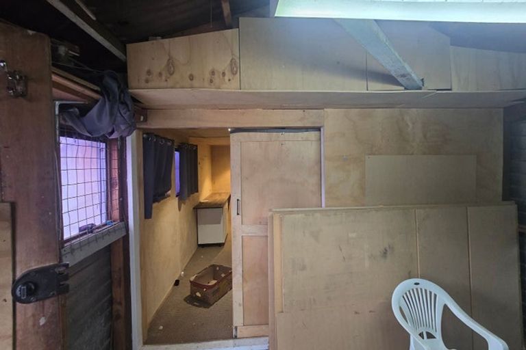 Photo of property in 586a Pioneer Highway, Highbury, Palmerston North, 4412