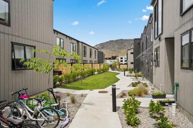 Photo of property in Coronet Peak Alpine, 27/159 Arthurs Point Road, Arthurs Point, Queenstown, 9371