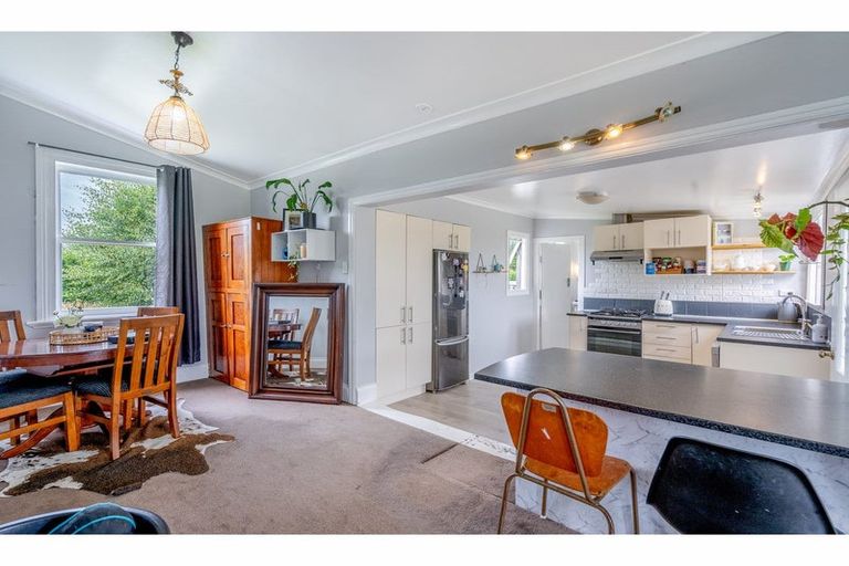 Photo of property in 10 Whitelaw Road, Waianiwa, Invercargill, 9874