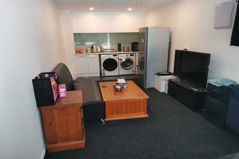 Photo of property in 71 Joseph Street, Flat Bush, Auckland, 2019