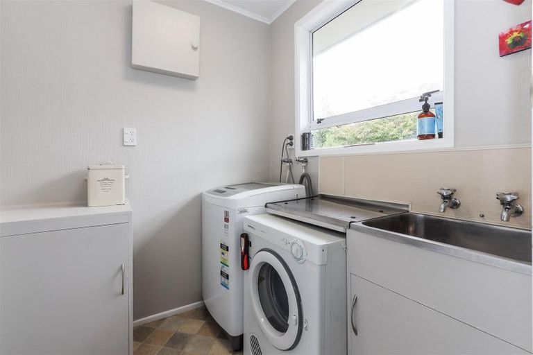 Photo of property in 3 Waitawa Place, Lynmore, Rotorua, 3010