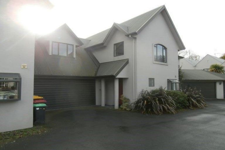 Photo of property in 5/4 Brockworth Place, Riccarton, Christchurch, 8011