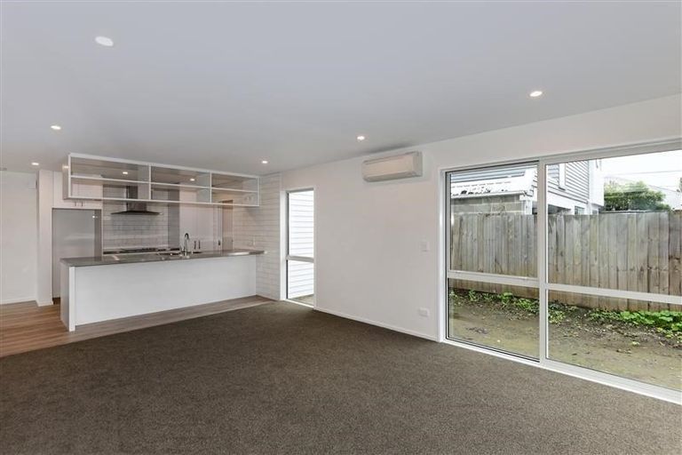 Photo of property in 517 Barbadoes Street, Edgeware, Christchurch, 8013