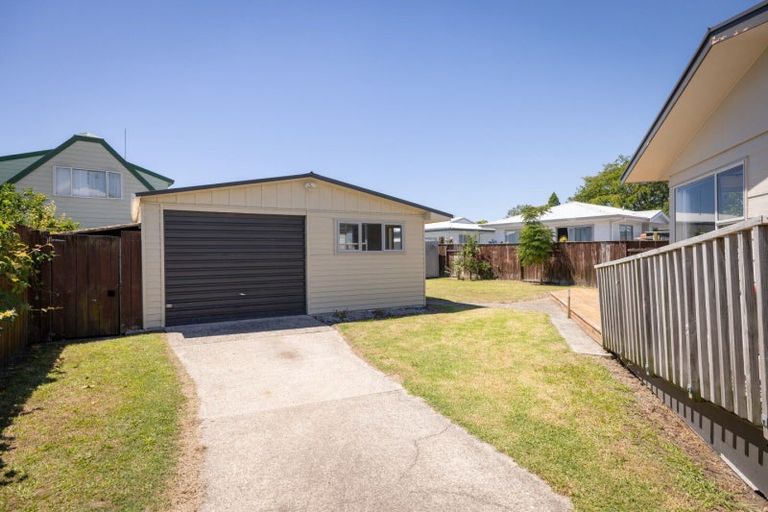 Photo of property in 42 Eversham Road, Mount Maunganui, 3116