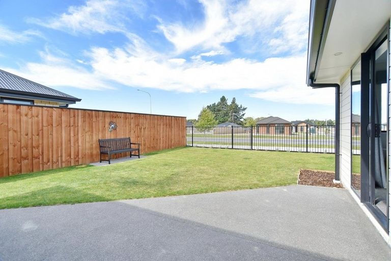 Photo of property in 21 Quinn Crescent, Woodend, 7610