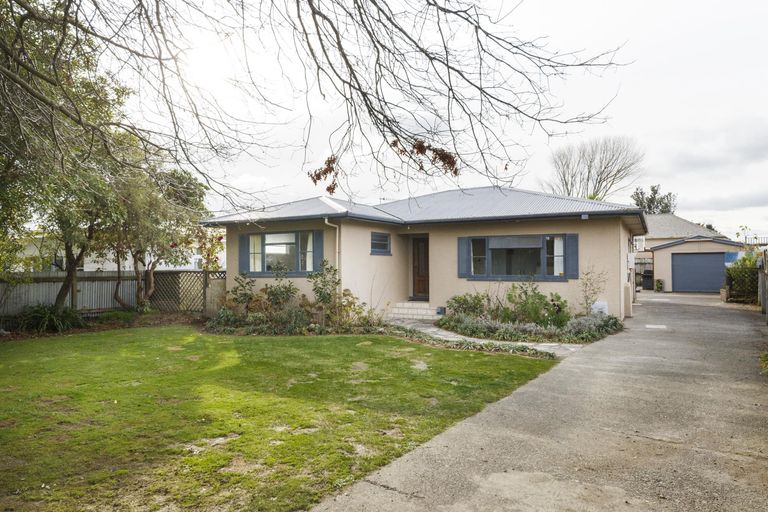 Photo of property in 481 Ruahine Street, Terrace End, Palmerston North, 4410