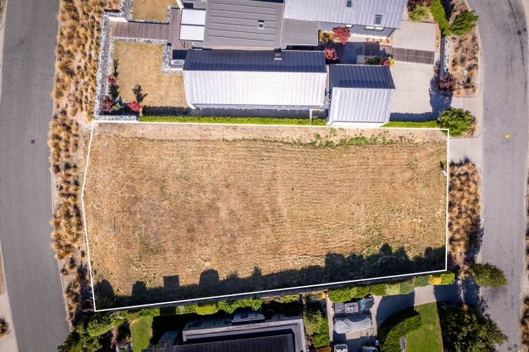 Photo of property in 13 Orford Drive, Jacks Point, Queenstown, 9371