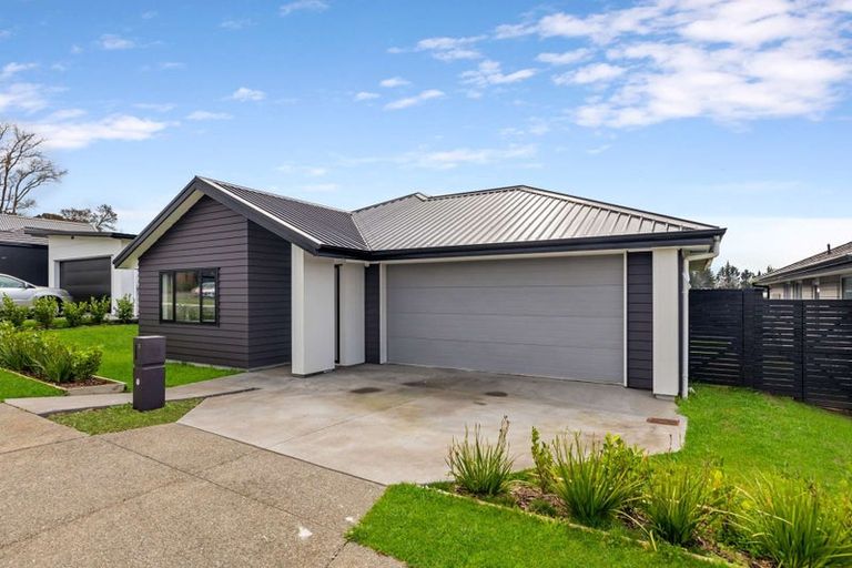 Photo of property in 3 Rosslands Avenue, Karaka, 2124