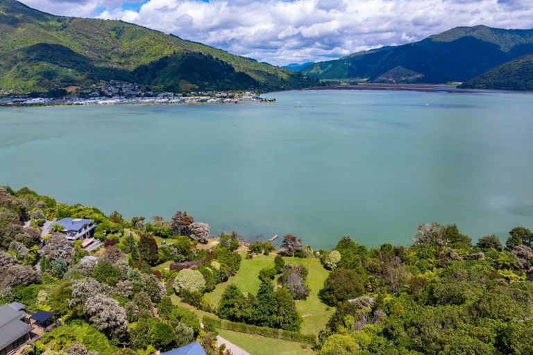 Photo of property in 257 Queen Charlotte Drive, Havelock, 7281