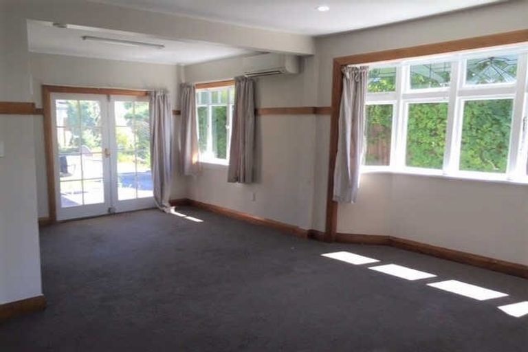 Photo of property in 87 Rattray Street, Riccarton, Christchurch, 8041