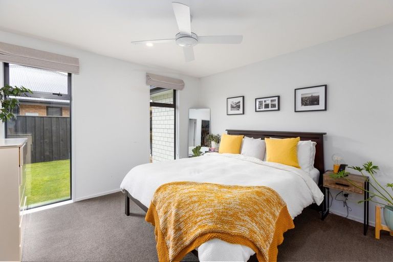 Photo of property in 17 Aroha Street, Pegasus, 7612