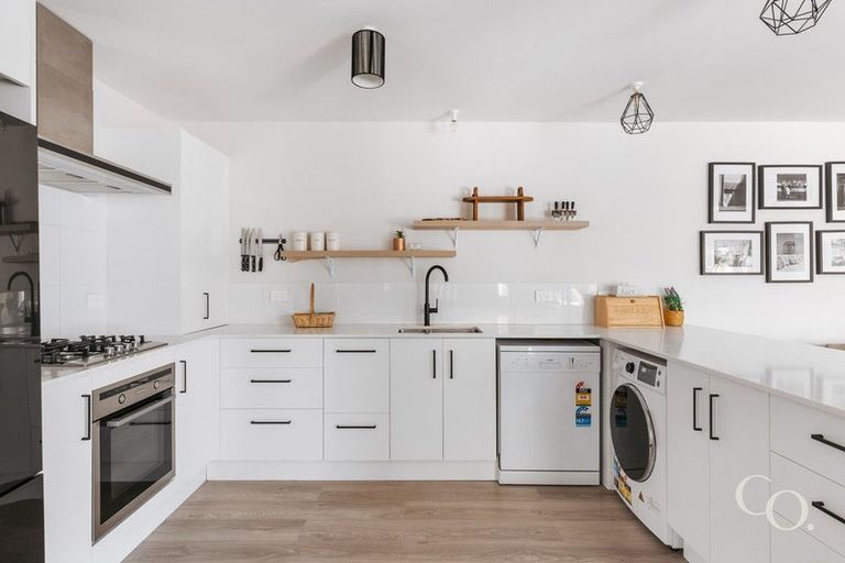 Photo of property in 21d Glenn Terrace, Otumoetai, Tauranga, 3110