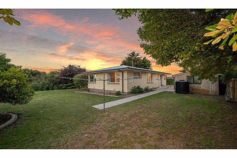 Photo of property in 302 Wigram Road, Wigram, Christchurch, 8025