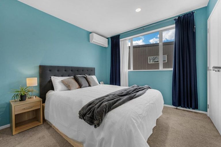 Photo of property in 57e Edmonton Road, Henderson, Auckland, 0612