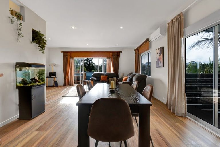 Photo of property in 10 Caledonia Place, Highlands Park, New Plymouth, 4312