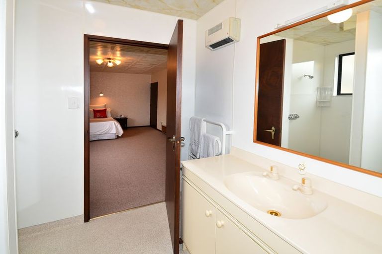 Photo of property in 16 Park Lane, Fairfield, Dunedin, 9018