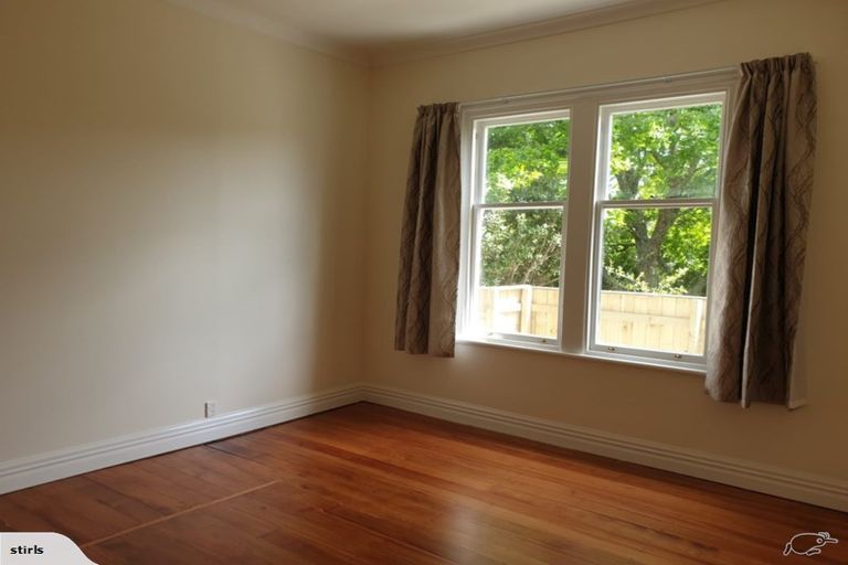 Photo of property in 78 Raroa Road, Kelburn, Wellington, 6012