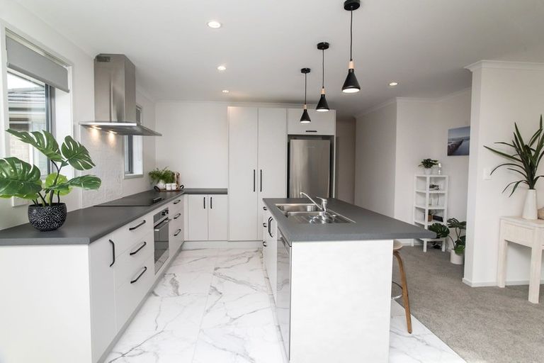 Photo of property in 1 Te Akau Place, One Tree Point, 0118