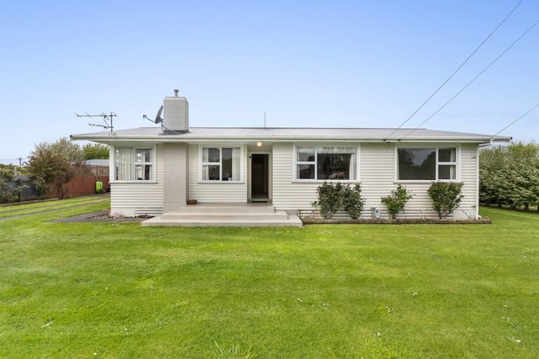 Photo of property in 17 Grey Street, Normanby, Hawera, 4614