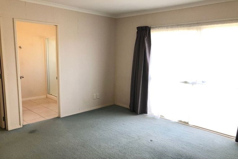 Photo of property in 45 Armoy Drive, East Tamaki, Auckland, 2016