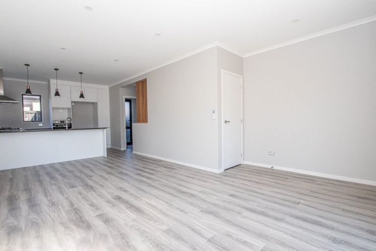 Photo of property in 8/15 Onukutara Place, Huntington, Hamilton, 3281