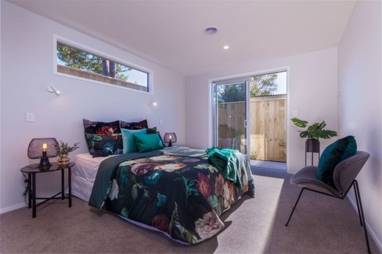 Photo of property in 16a Belt Road, Moturoa, New Plymouth, 4310