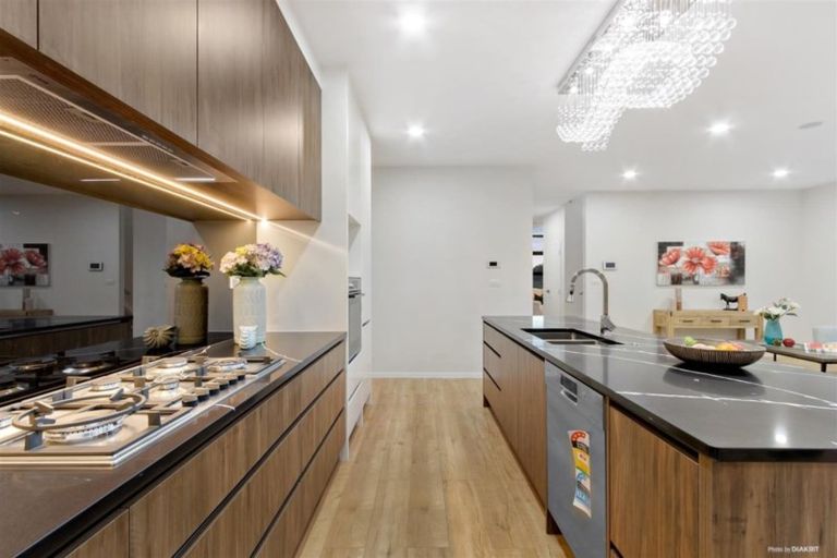 Photo of property in 11 Golden Avenue, Flat Bush, Auckland, 2019