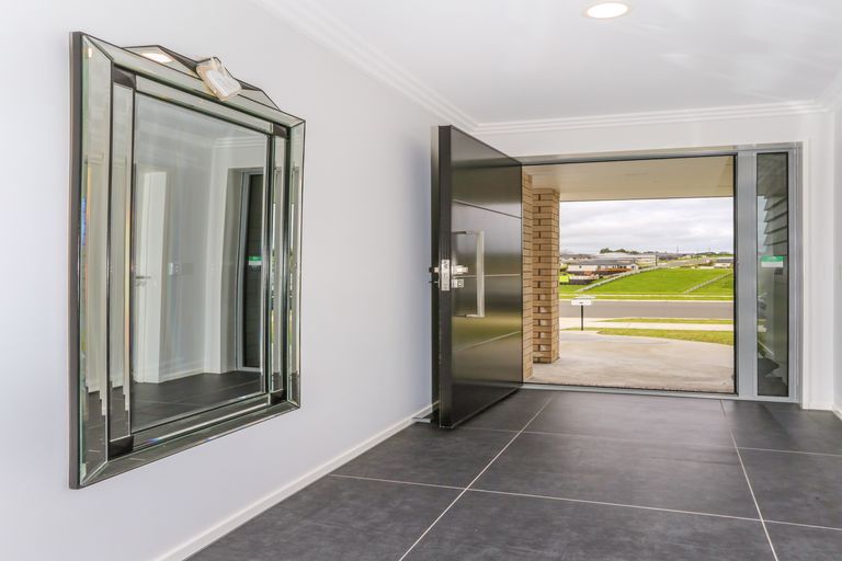 Photo of property in 7 Raithburn Terrace, Pokeno, 2402