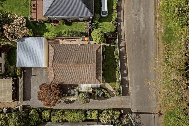 Photo of property in 1/213 Waimea Terrace, Beckenham, Christchurch, 8023