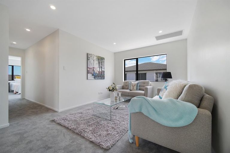 Photo of property in 47 Sapwood Crescent, Takanini, 2110