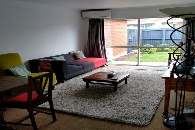 Photo of property in 2/36 Lyndon Street, Riccarton, Christchurch, 8041