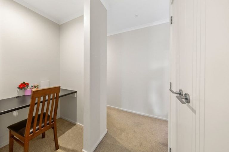 Photo of property in 29 Lippiatt Crescent, Pokeno, 2402