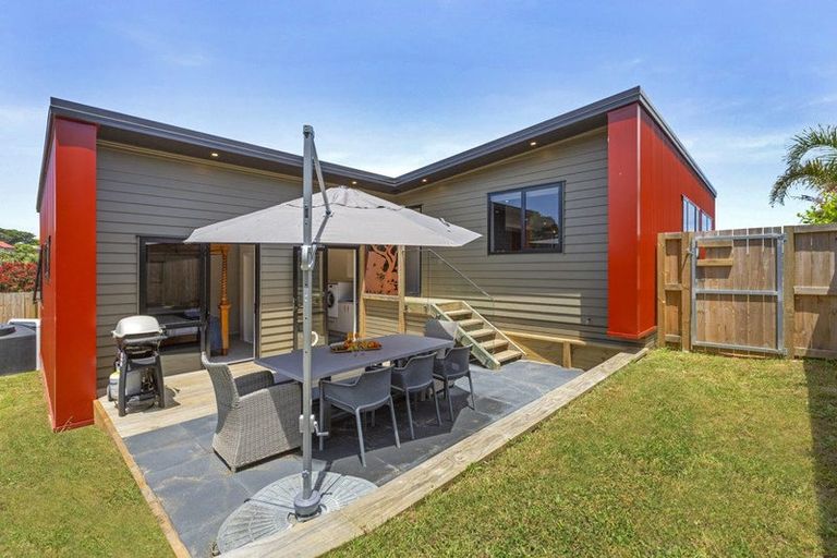 Photo of property in 14 Robertson Street, Raglan, 3225