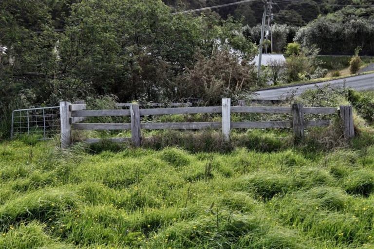 Photo of property in 248 Kanohi Road, Kaukapakapa, 0873