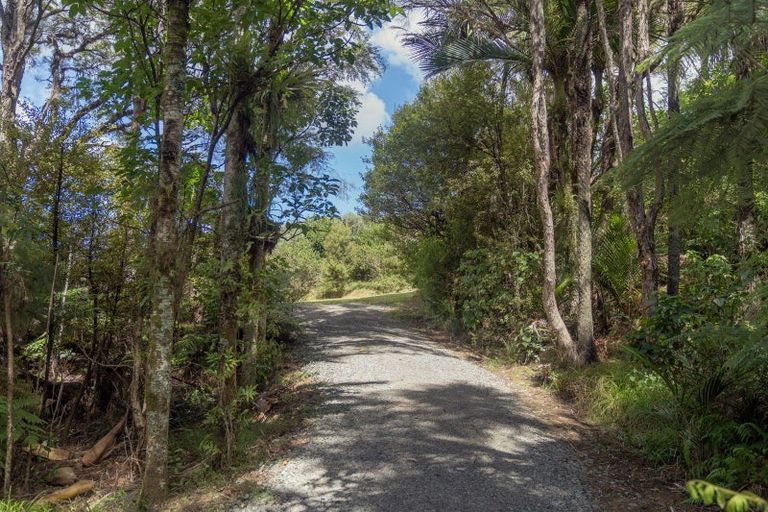 Photo of property in 47 Tarapatiki Drive, Whitianga, 3510