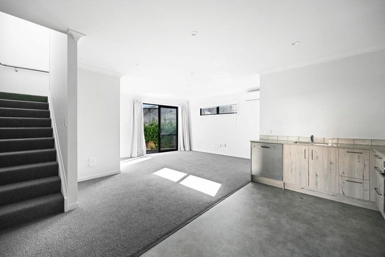 Photo of property in 1/3 Dowding Street, Melville, Hamilton, 3206