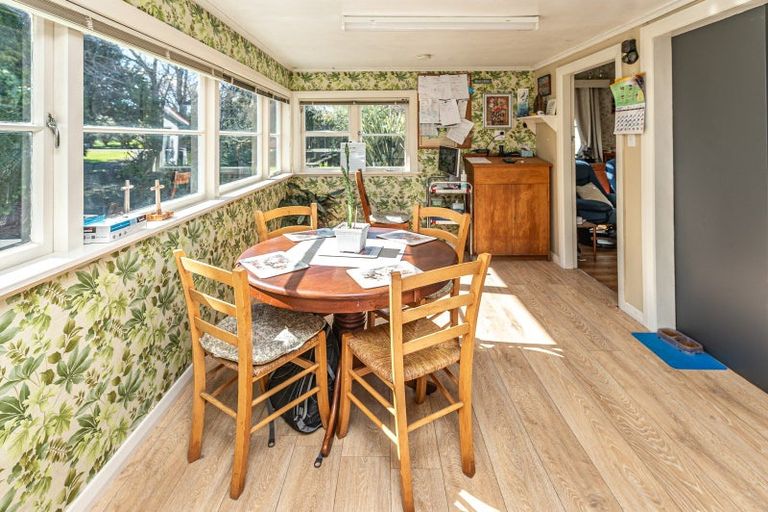 Photo of property in 20 Lupton Street, Waverley, 4510