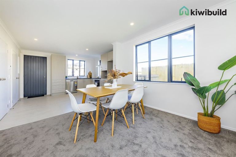 Photo of property in 22 Bellbird Street, Papakura, 2110