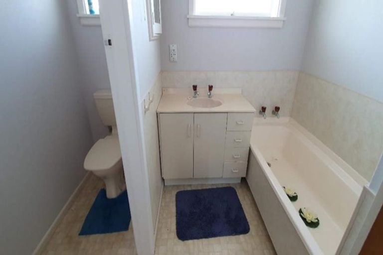 Photo of property in 17 Alpine View Lane, Parklands, Christchurch, 8083