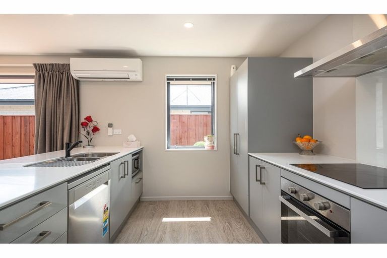 Photo of property in 37 Avanda Avenue, Rolleston, 7615